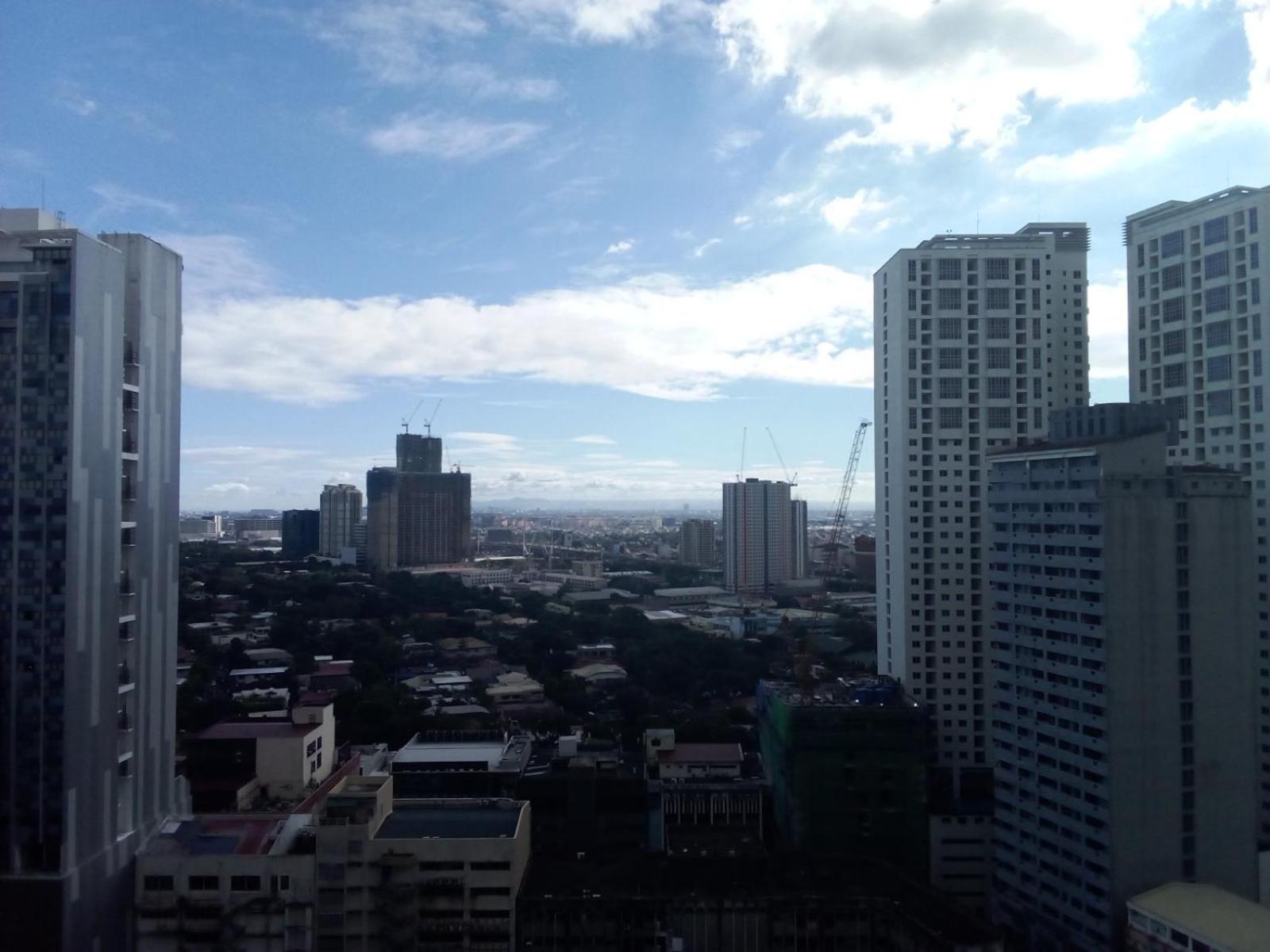 Kl Tower Makati Apartments By Ph Staycation Manila Luaran gambar